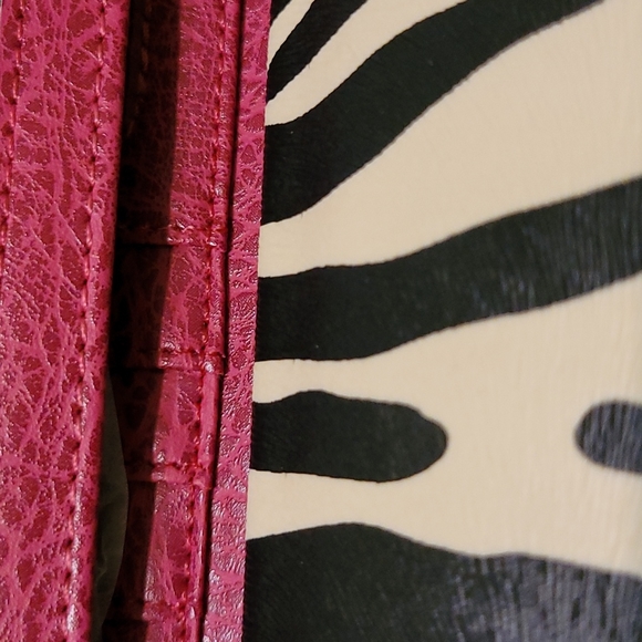 Handbag 👜 👛 - Picture 3 of 4